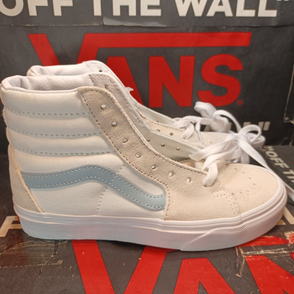 100% authentic Vans new with tags(no box)